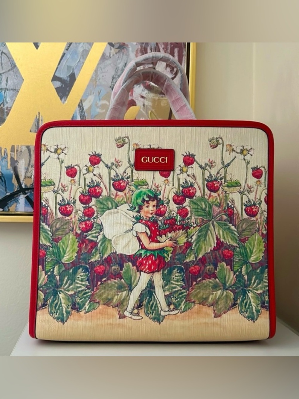 GUCCI🍓 NWOT Limited Edition Tote